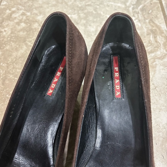 Prada Brown Suede Leather Buckle Front Classic Heels Size 38.5 - Picture 10 of 10